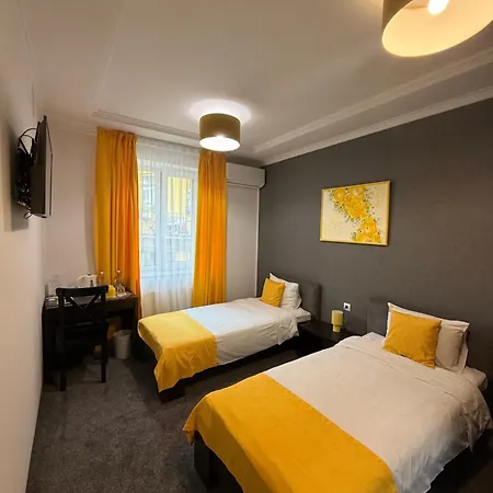 Sunny Hotel Lvov