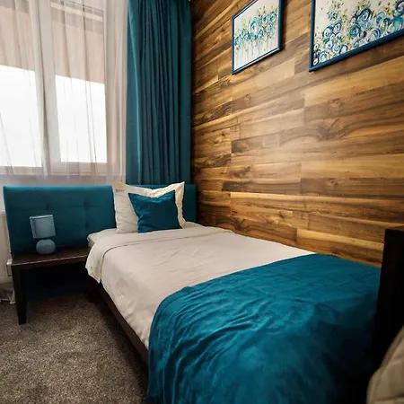 Sunny Hotel Lvov