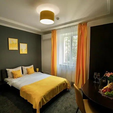 Sunny 3* Lvov