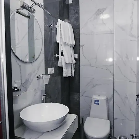 Hotell Sunny 3*