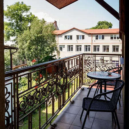 Ξενοδοχείο Sunny 3*