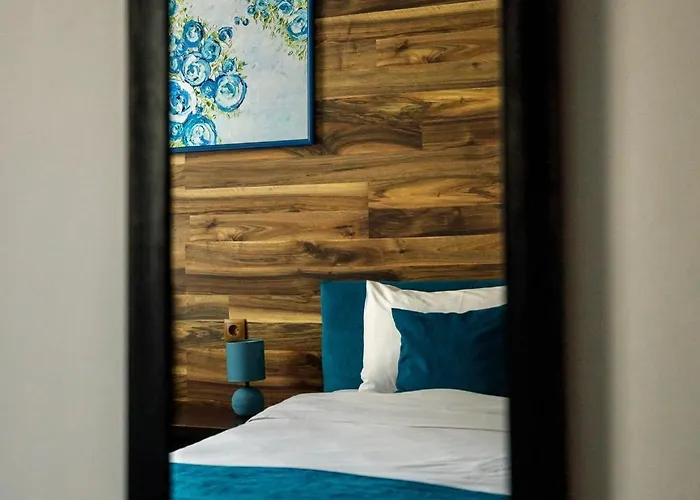 Sunny Ξενοδοχείο Λβιβ